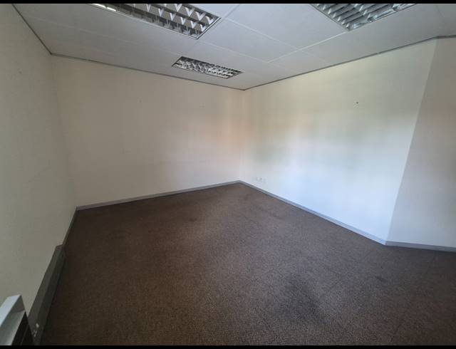 44M² OFFICE TO LET IN RIVONIA